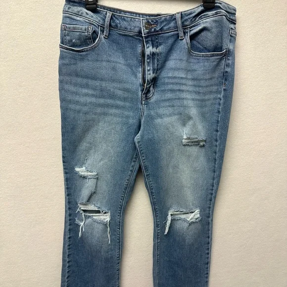 Studio Blue Straight Leg Distressed Jeans - Picture 1 of 14